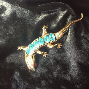 RARE 1940’s Coro Craft Salamander Brooch